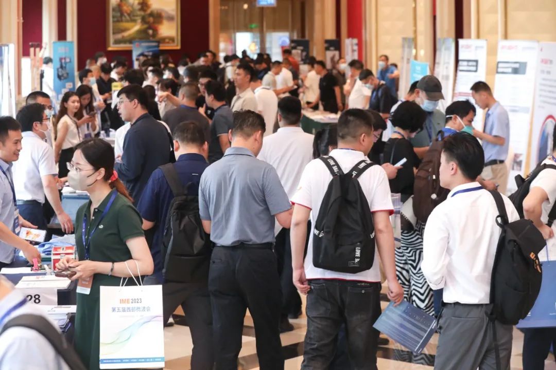 展会现场1.jpg